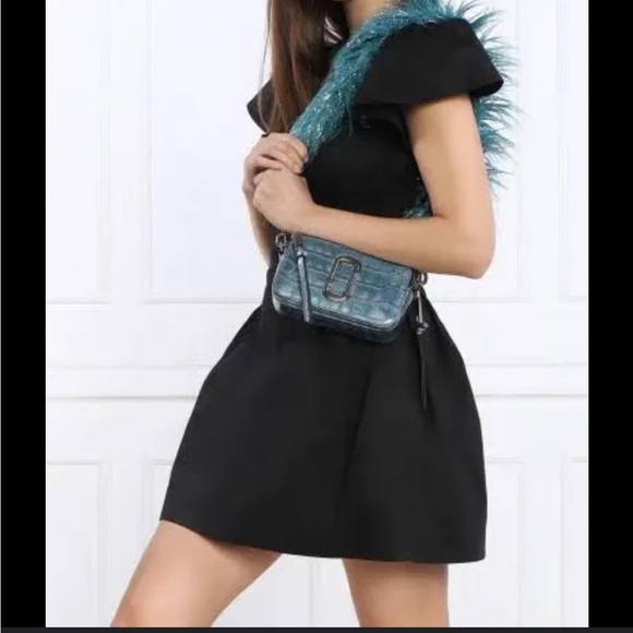 Marc Jacobs Blue Croc-Embossed Crossbody Bag - Picture 15 of 16